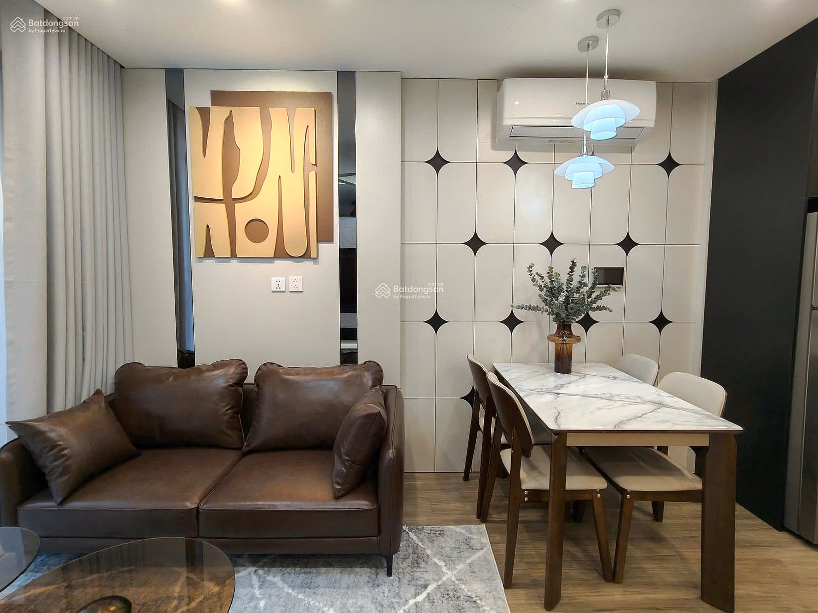 I need to sell an apartment 1N + 43m² 2.9 billion including fees (weekly selling price) high-end Vinhomes Smart City subdivision!