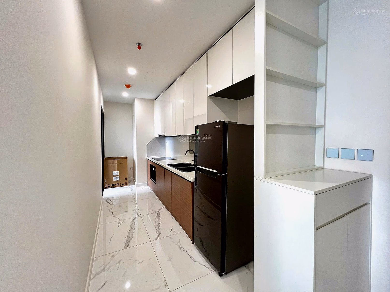 Newest 3-bedroom apartment for rent in Sunshine City 91m2 for long-term rental 1-2 years, customers can rest assured to stay stable