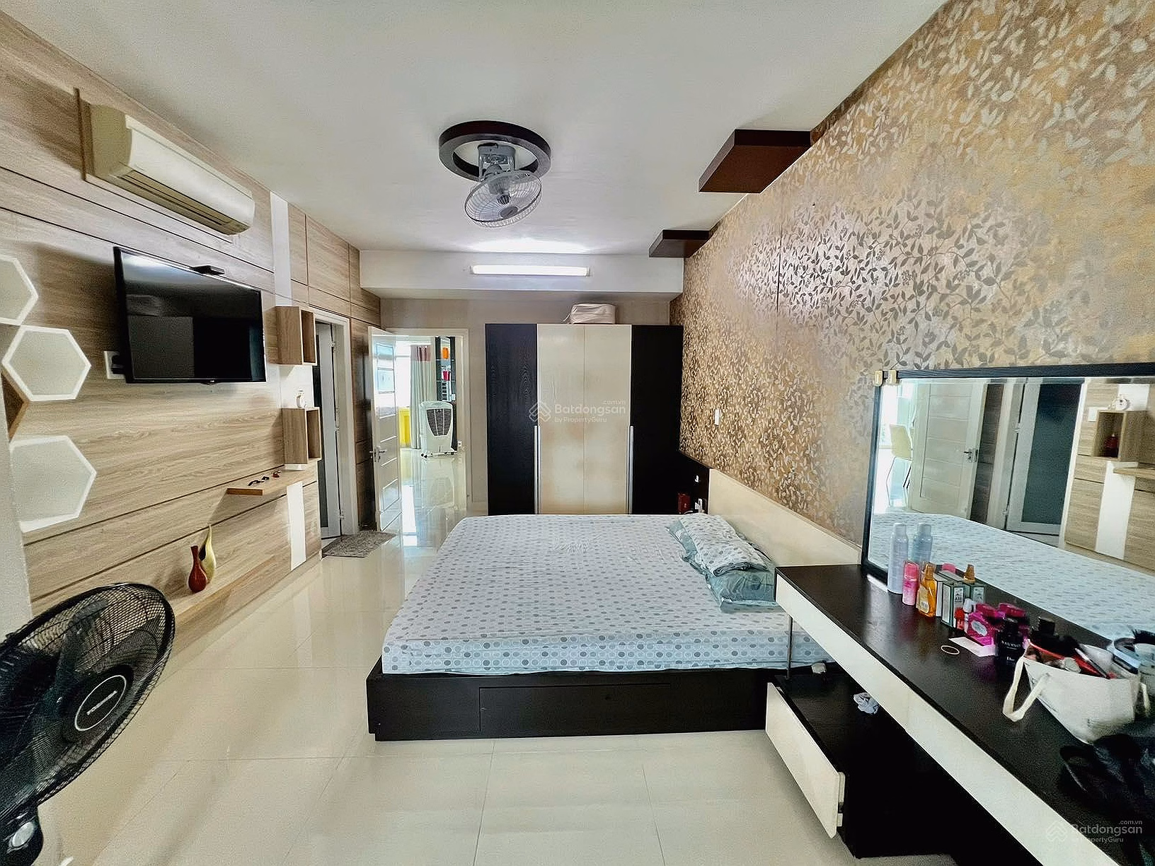 Only 6.5 billion to own - corner apartment with sea view 150m2, long-term pink book of Song Da Nha Trang apartment/ 0931 800 ***