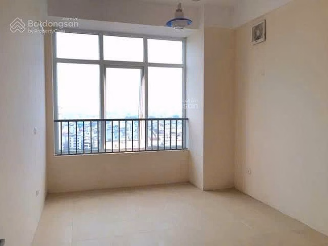 People's Police Report Apartment for rent at 23 Nghiem Xuan Yem, 3 bedrooms, price 10.5 million/month