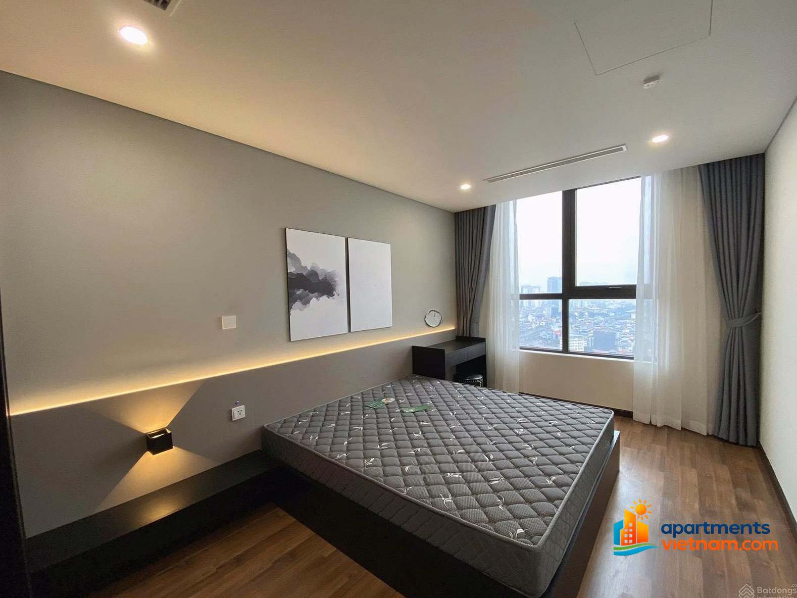 3-bedroom corner apartment for rent, 108m² - Beautiful interior, exactly like the photo. Tuan specializes in Mipec Rubik