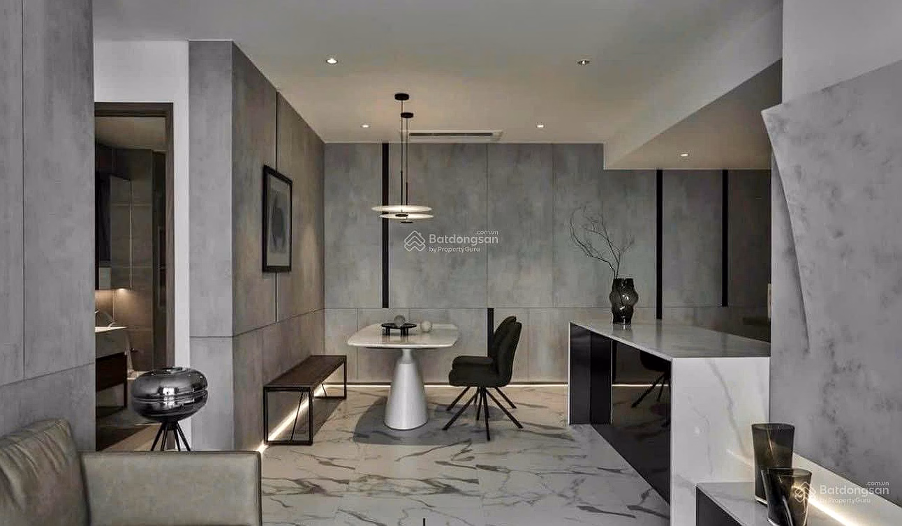 I am the host who manages all Sunrise City 1-2-3-4 bedroom apartments and Penthouses with the best prices available