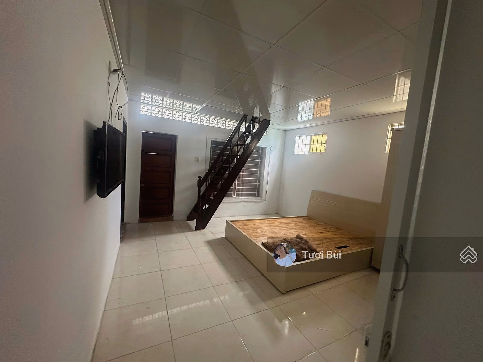 2-storey 4-bedroom corner house for rent in front of Khe Sanh street - Ap Bac next to To Hieu street near Vinpearl