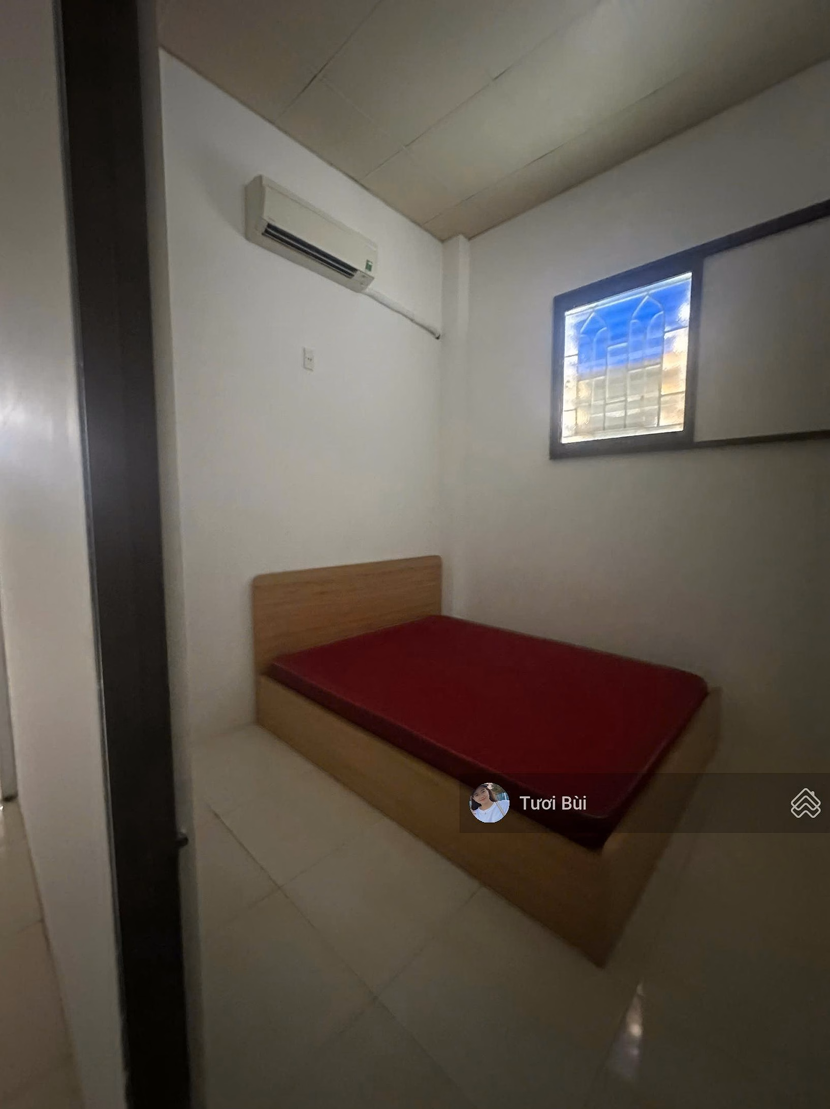 2-storey 4-bedroom corner house for rent in front of Khe Sanh street - Ap Bac next to To Hieu street near Vinpearl