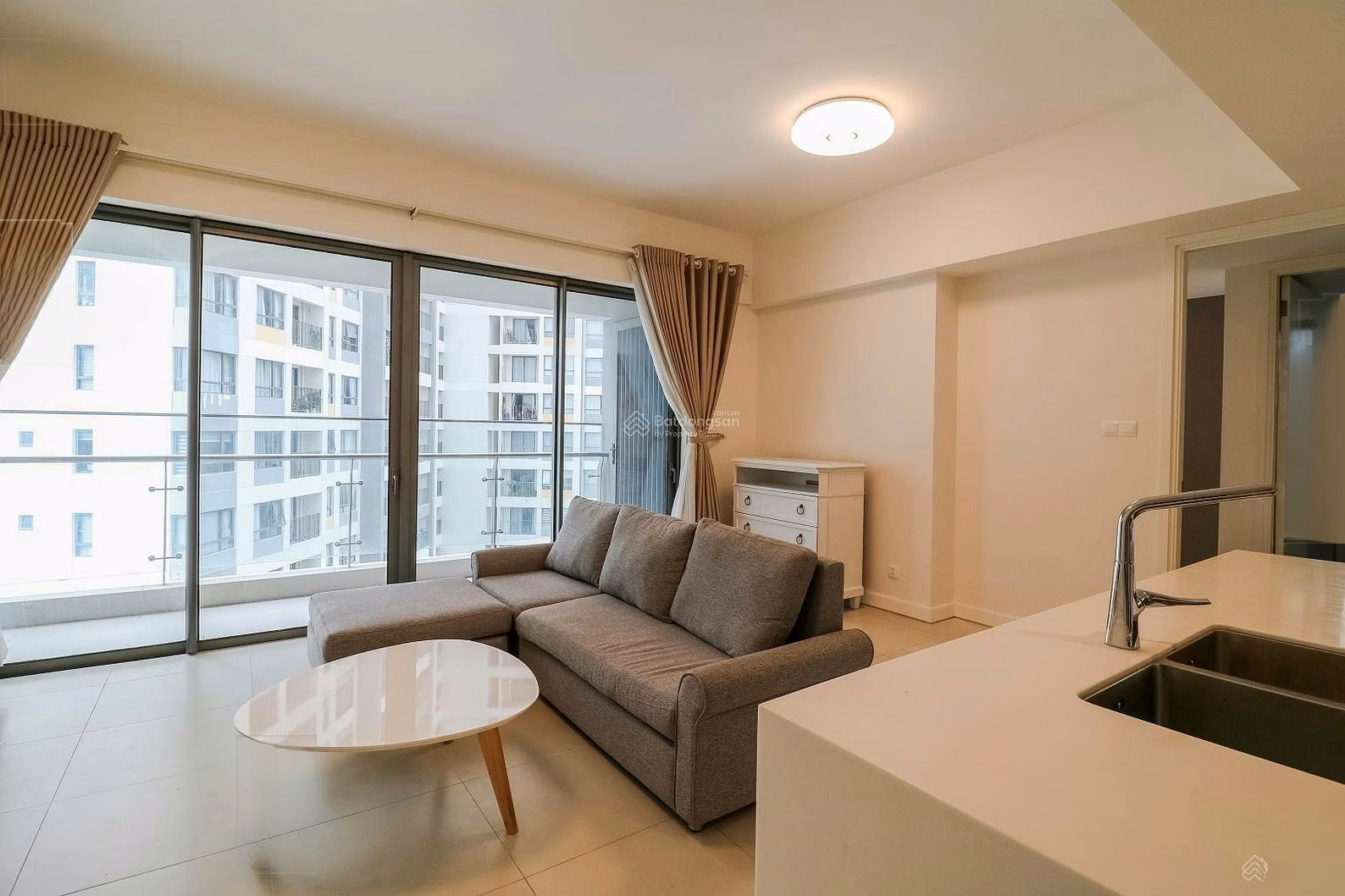 Outstanding urgent sale CH Gateway Thao Dien 2 bedrooms, ~90m2, 12 billion all in SPA, rental income 348 million/year
