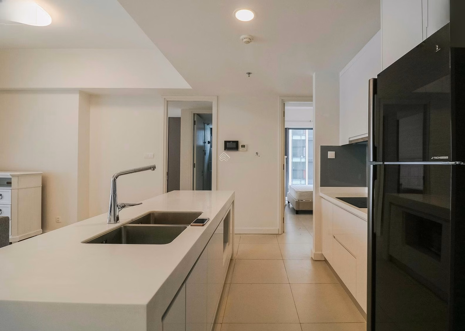 Outstanding urgent sale CH Gateway Thao Dien 2 bedrooms, ~90m2, 12 billion all in SPA, rental income 348 million/year