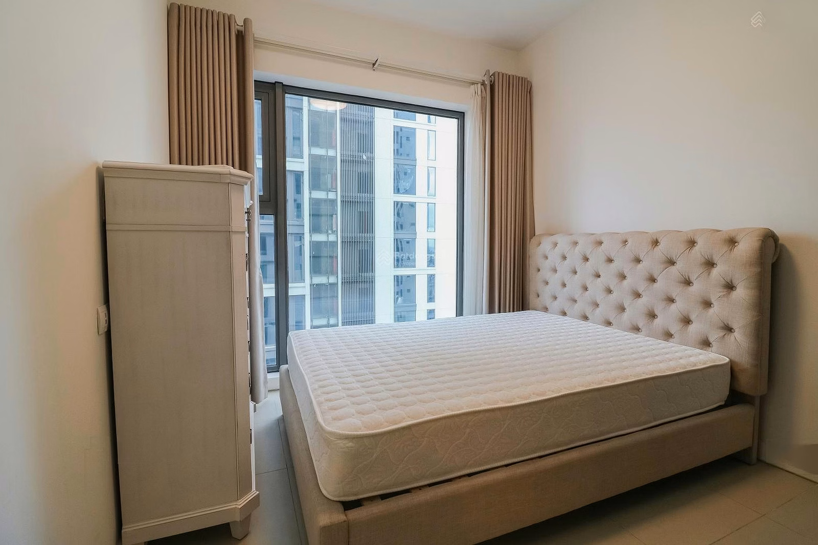 Outstanding urgent sale CH Gateway Thao Dien 2 bedrooms, ~90m2, 12 billion all in SPA, rental income 348 million/year