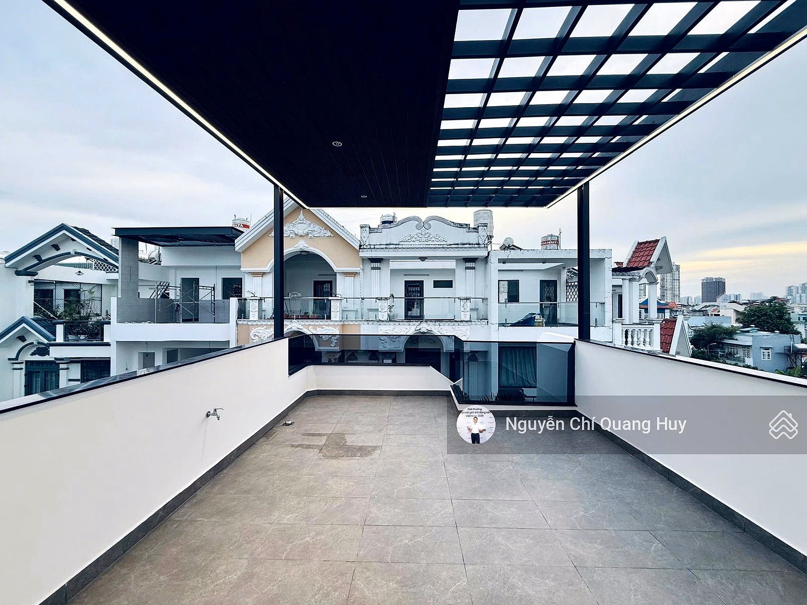 Newly built townhouse - high-class residential area - 8m traffic road 1979 Huynh Tan Phat - 4m x 13m price 9.65 billion