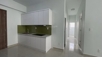 Topaz Home 2 apartment for rent, right at Suoi Tien and Metro station, fully furnished. Price 7 million/month