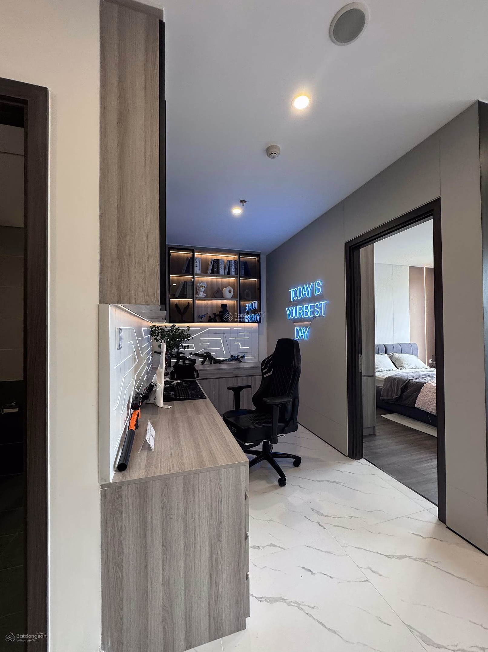 Selling 1 bedroom, 1 bathroom apartment at The Opus One - Vinhomes Grand Park, 4 billion, 55m2, preferential price
