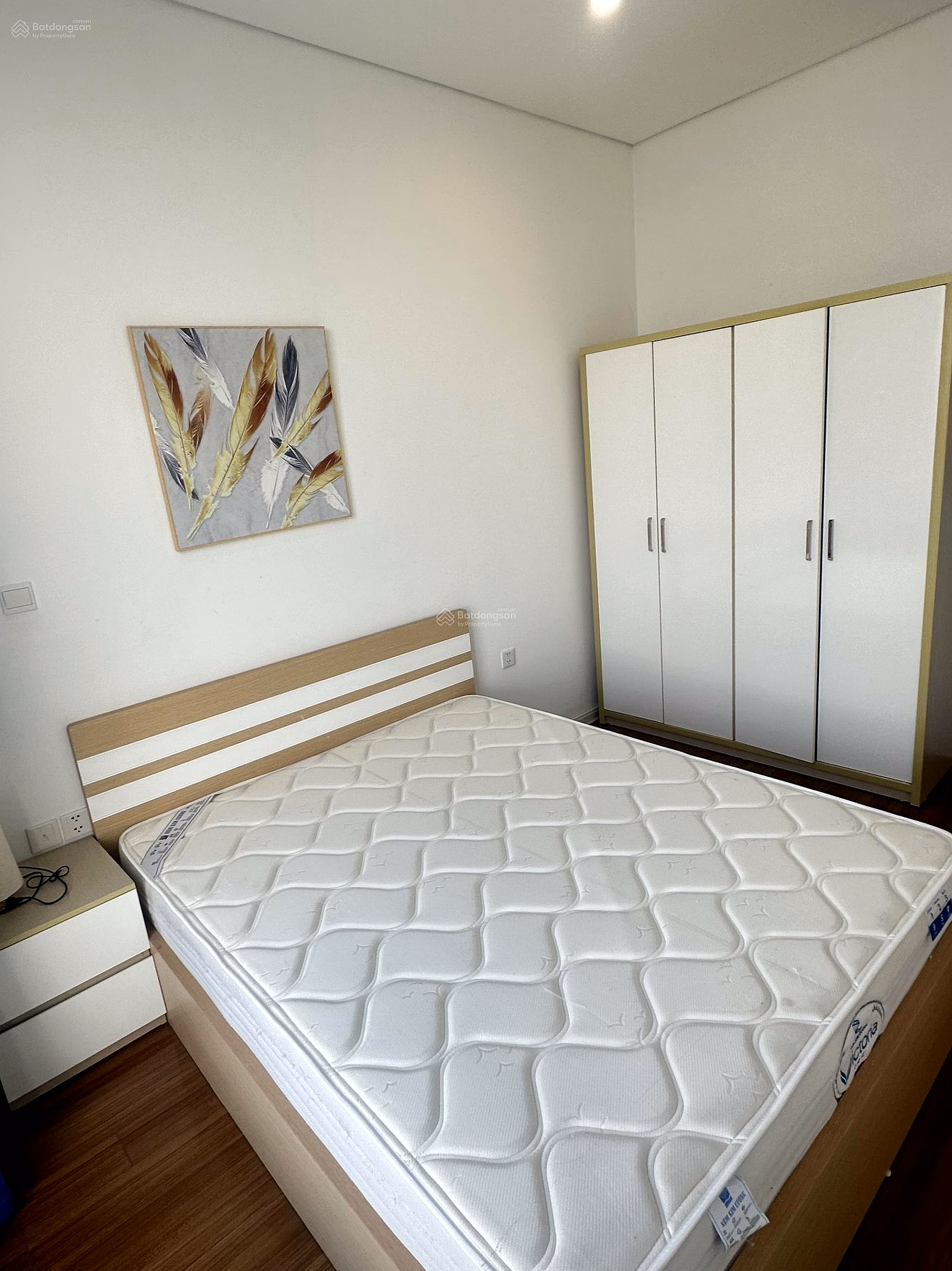 Hot... for rent My Dinh Pearl 2 bedrooms fully furnished with lake view right away price 16 million/month***