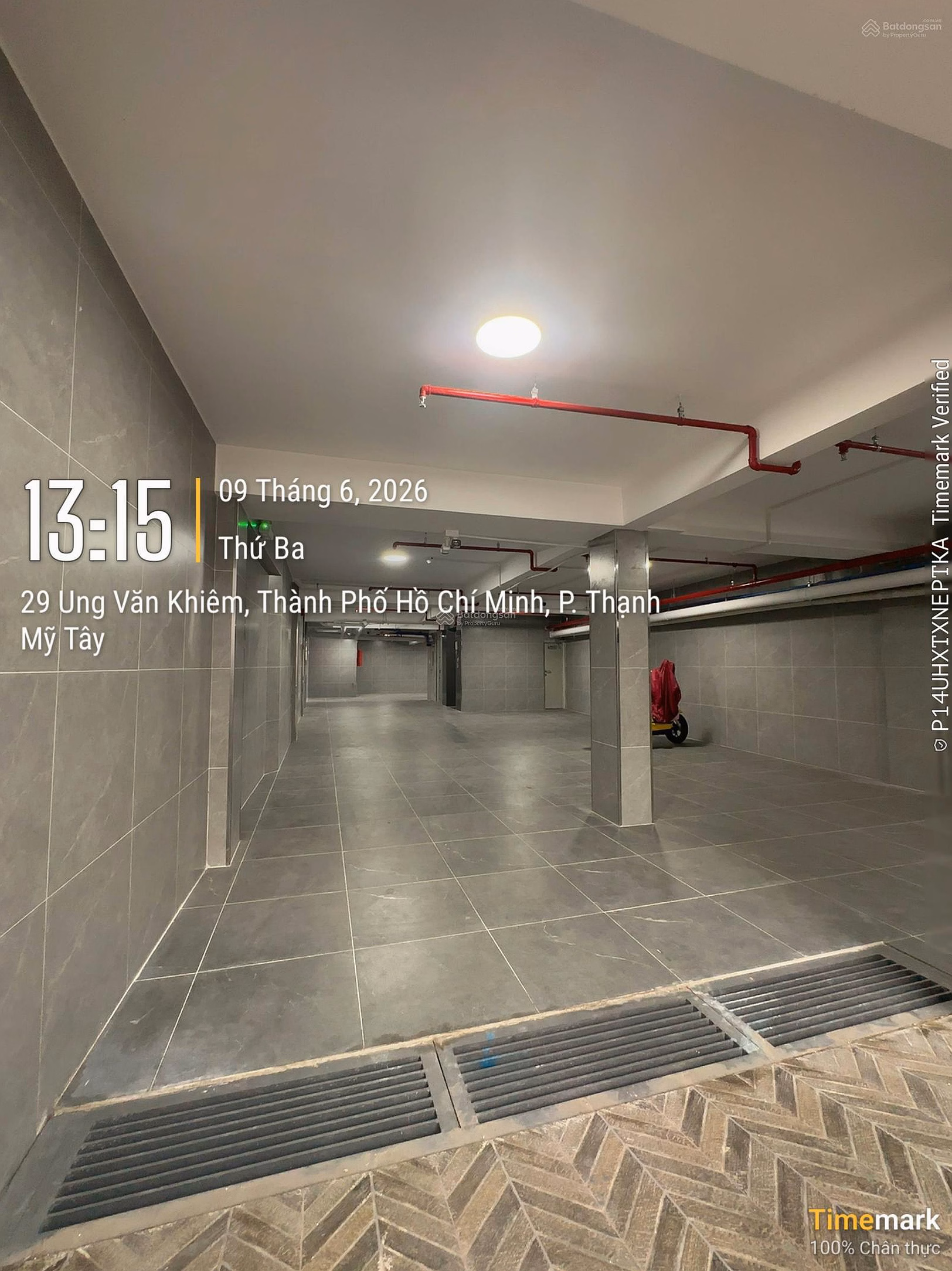 100% new office building for rent at 29 Ung Van Khiem Ward, Thanh My West, 9-storey basement 8x35m, HHMG 1 month