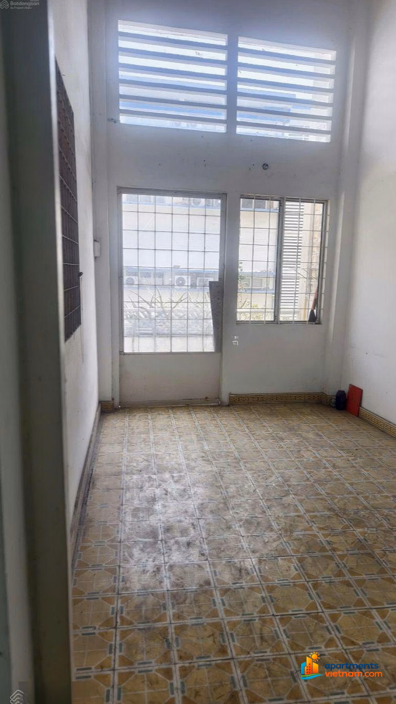 Private house for sale at 29 Luong Huu Khanh, 9.6 billion, usable area 141.3m2, super reputable price