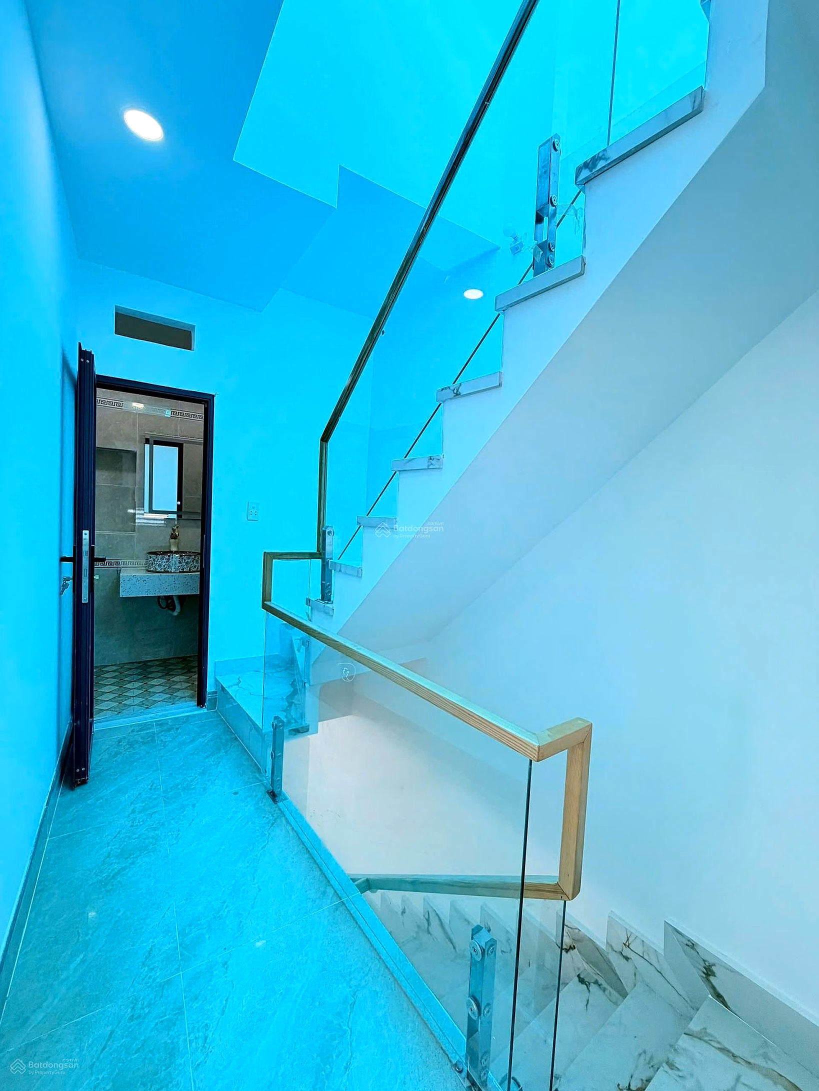 Private house for sale at 36/5 Hoang Tang Bi, 5 billion VND, 62 m2, 2 bedrooms, 2 bathrooms, 5m lane, fully legal