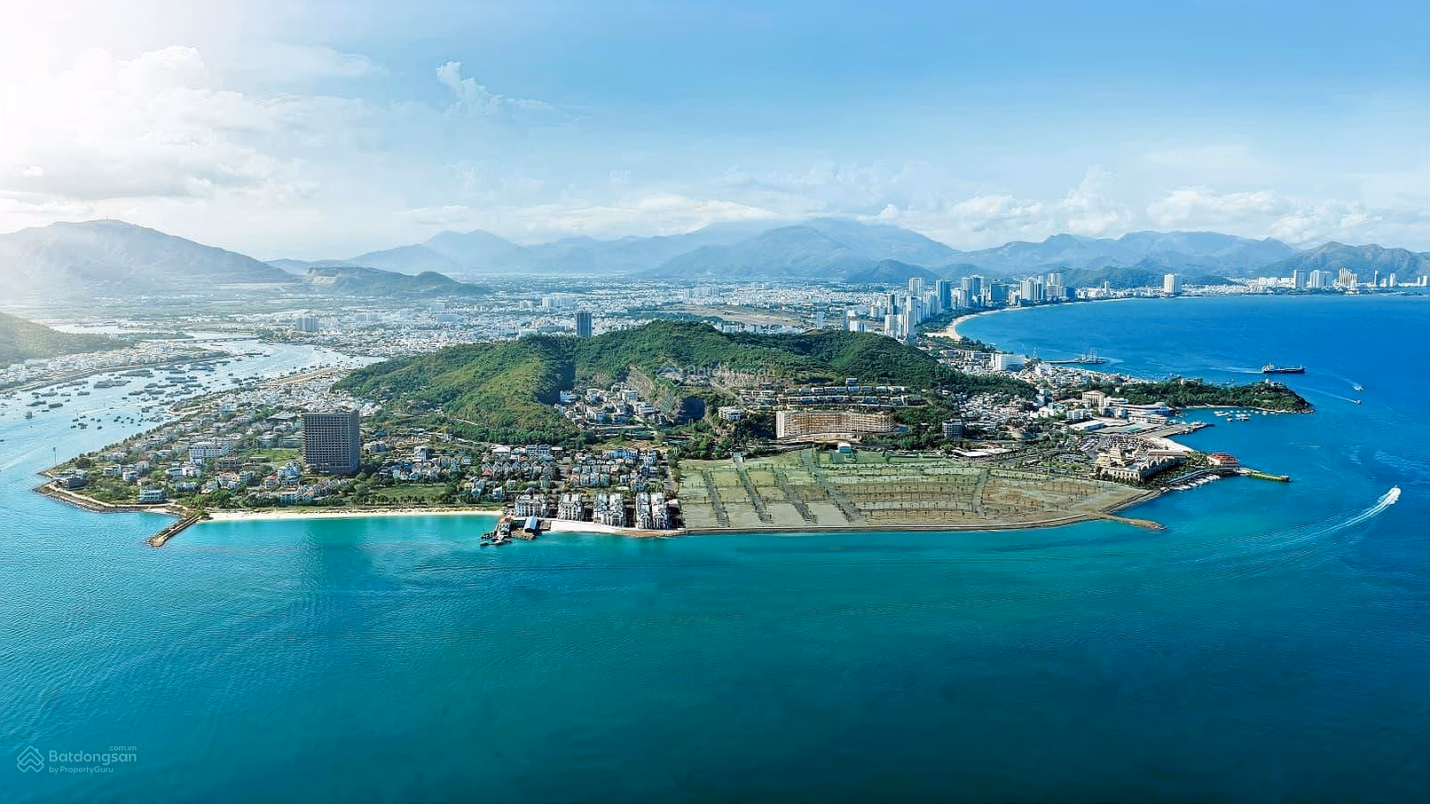 Anh Nguyen Horizon Apartment - Front of Tran Phu Nha Trang - Long-term ownership