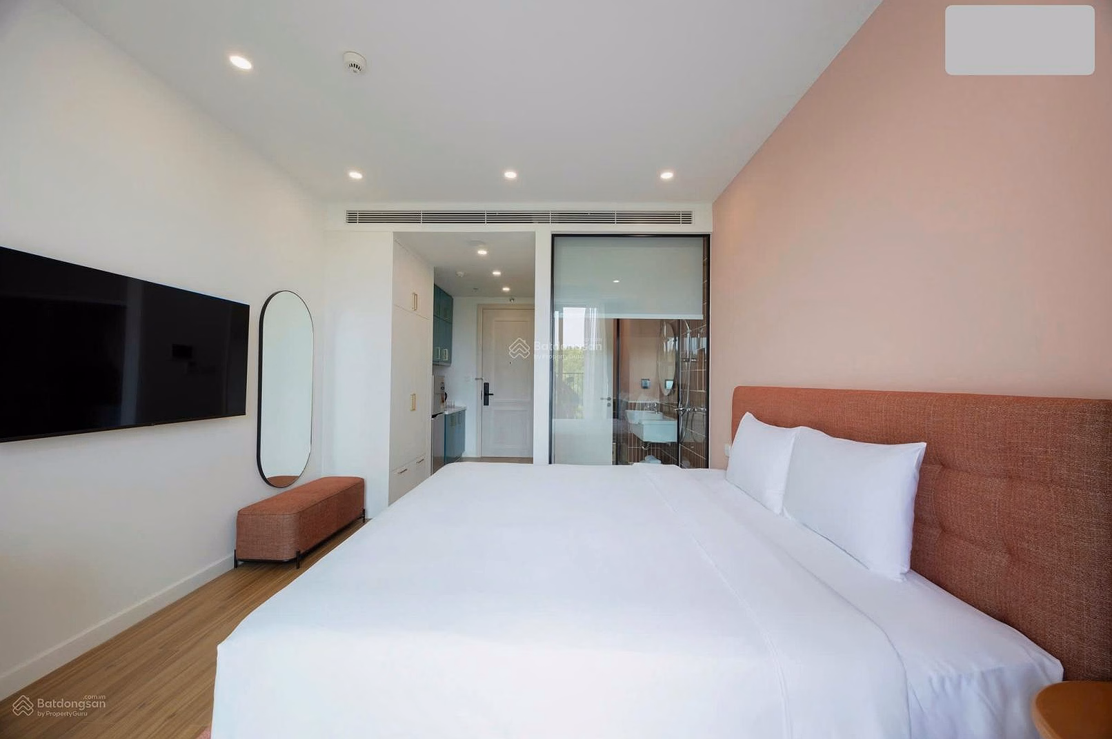 Urgent sale of Hillside apartment with an area of ​​28m2 in Sun Group urban area