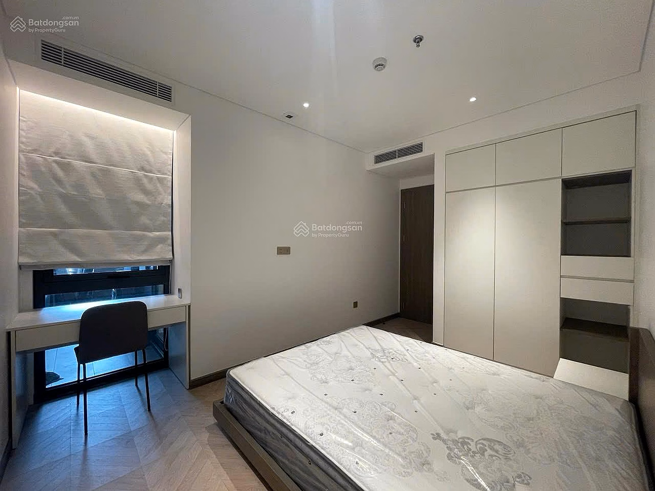 Collection of 50 apartments for rent in Ngoai Giao Doan - Tay Ho area 1 - 2 - 3 - 4 bedrooms Full basic furniture