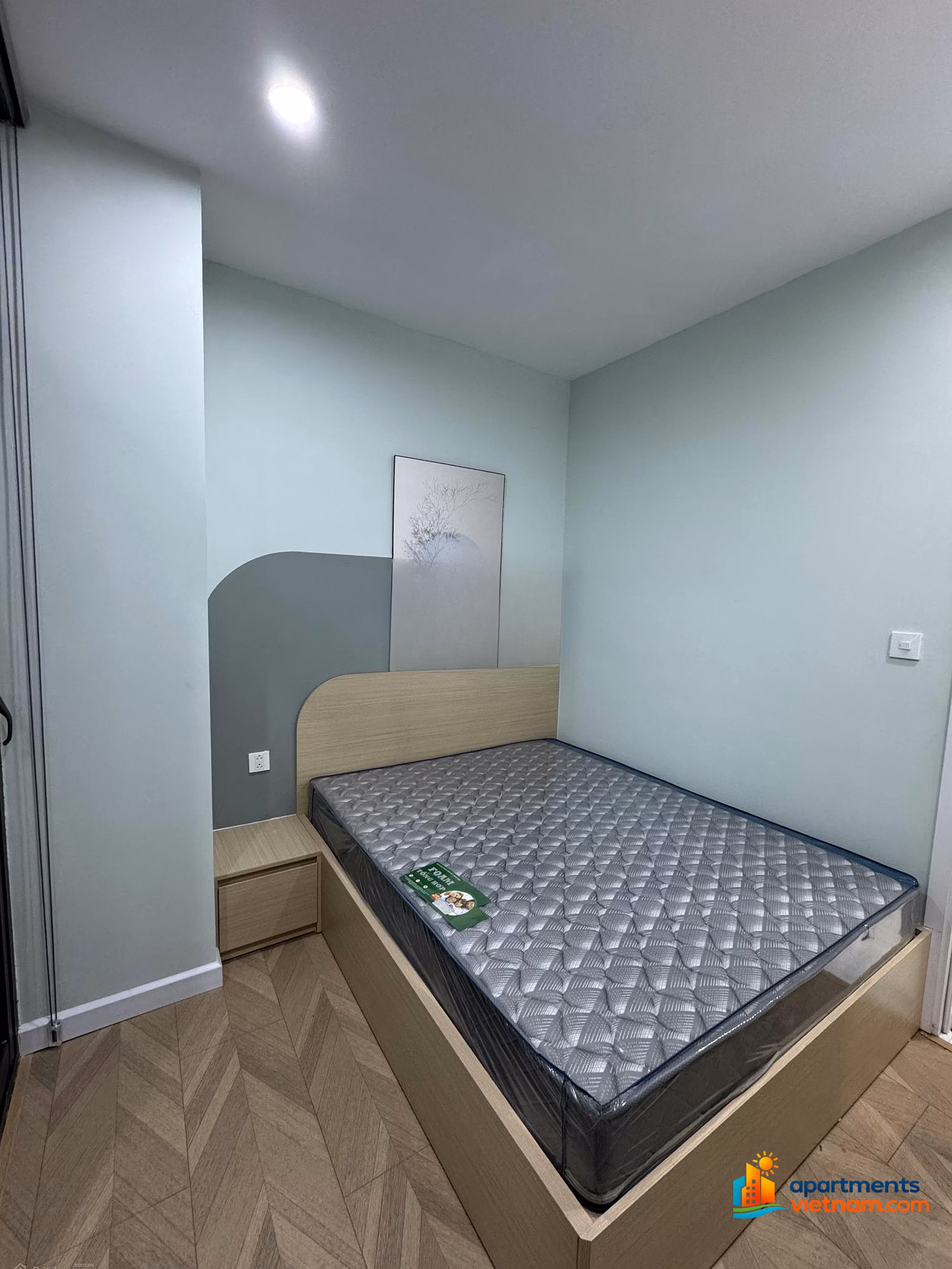 Discovery 2 bedrooms for rent - Beautifully furnished. There is a car slot