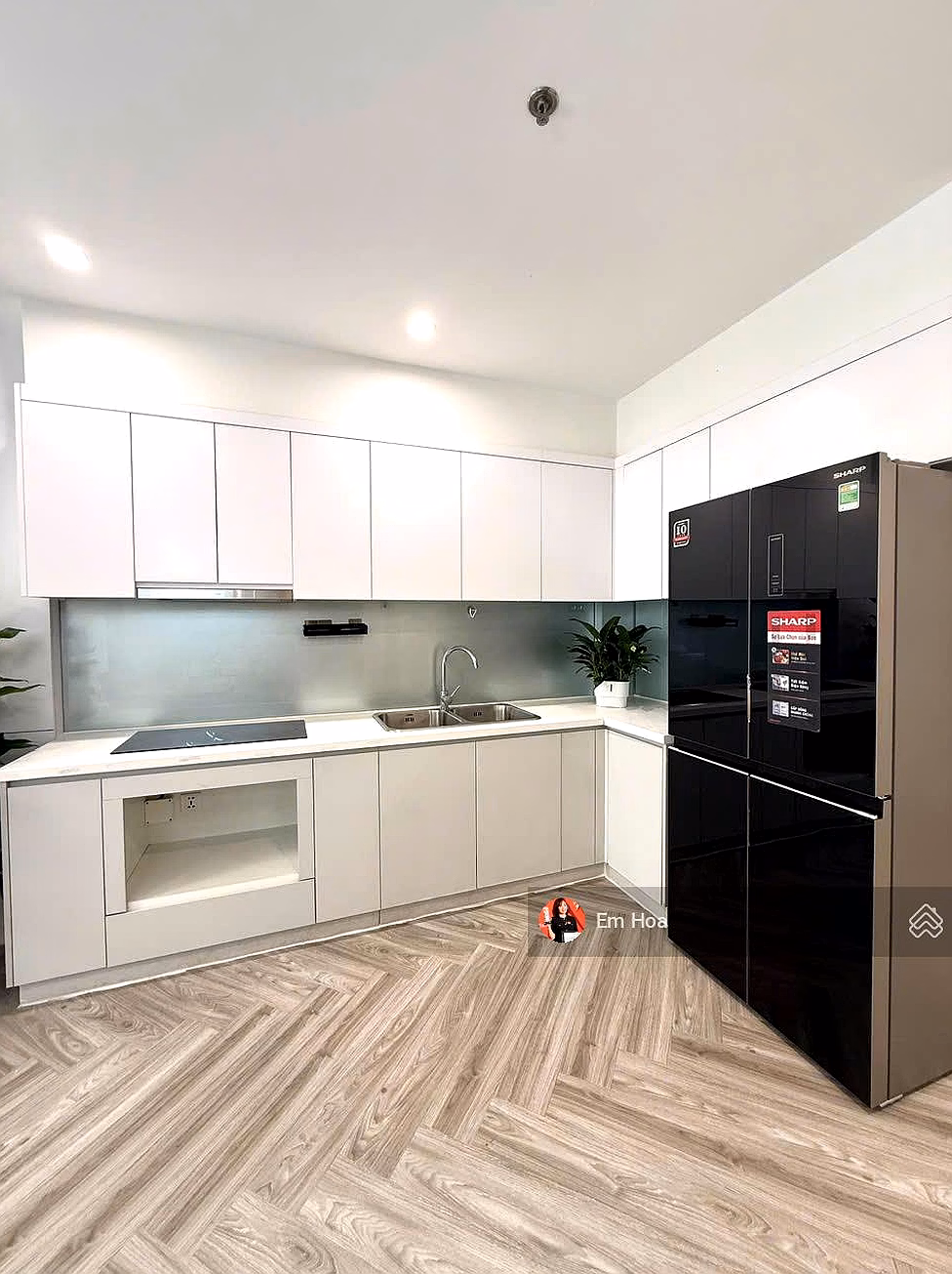 Owner offers to sell 2 bedrooms + 2 bathrooms, large area, building S2.10, super airy view at Vinhomes Ocean Park