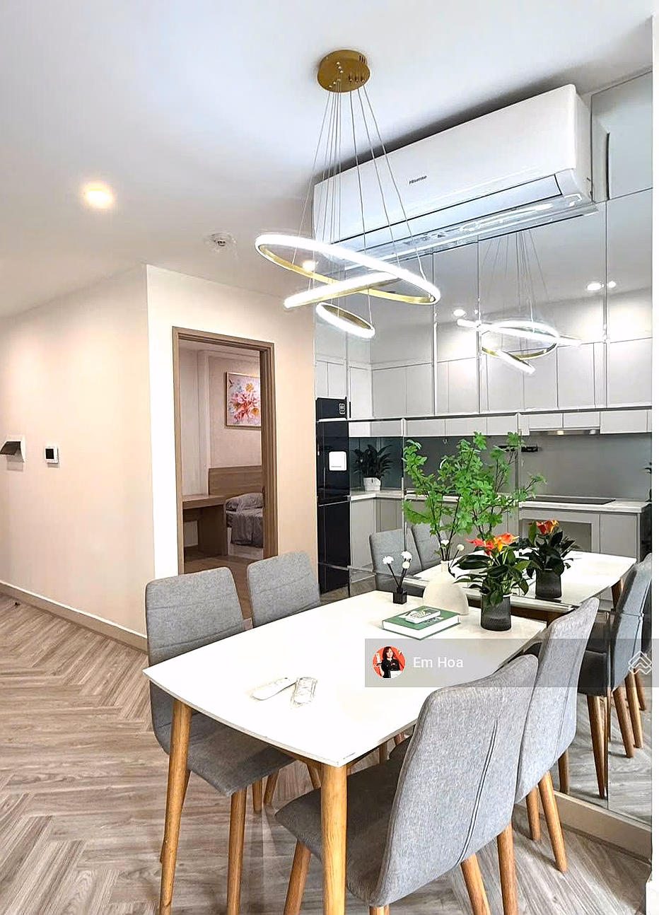Owner offers to sell 2 bedrooms + 2 bathrooms, large area, building S2.10, super airy view at Vinhomes Ocean Park
