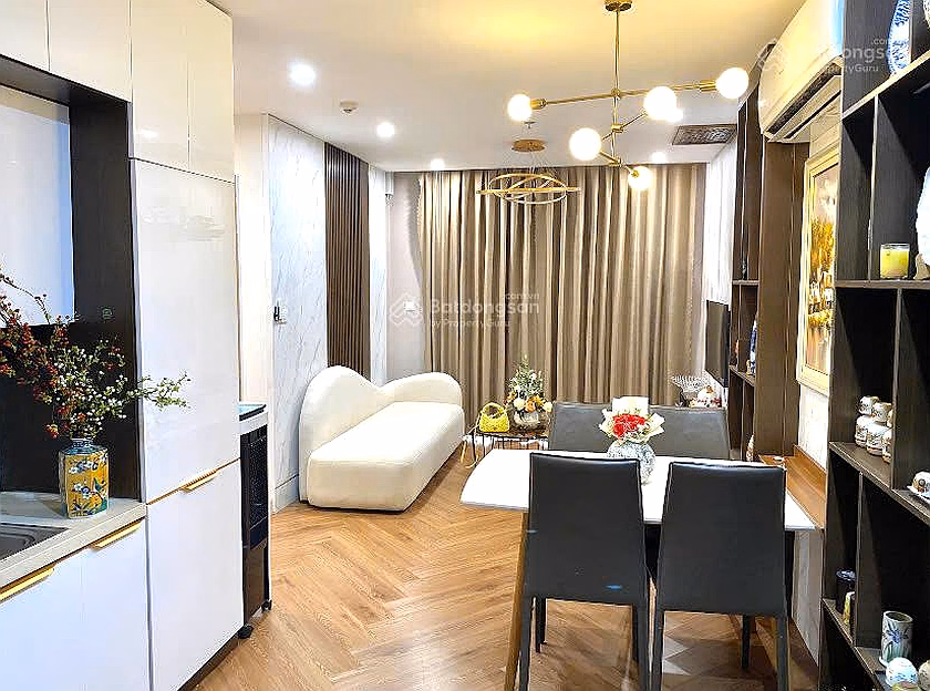 Need money, owner urgently sells 2N 1VS 55m2 apartment for only 3.3 billion at Vinhomes Ocean Park Gia Lam