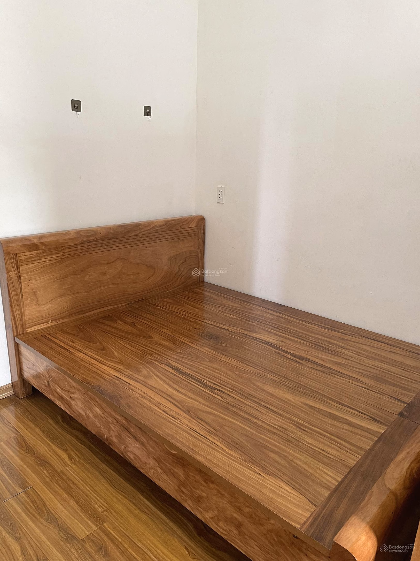 Apartment for rent with 2 bedrooms, 1 bathroom at 01 Military area 309, Le Trong Tan, 6 million VND, 65m2, beautiful, convenient