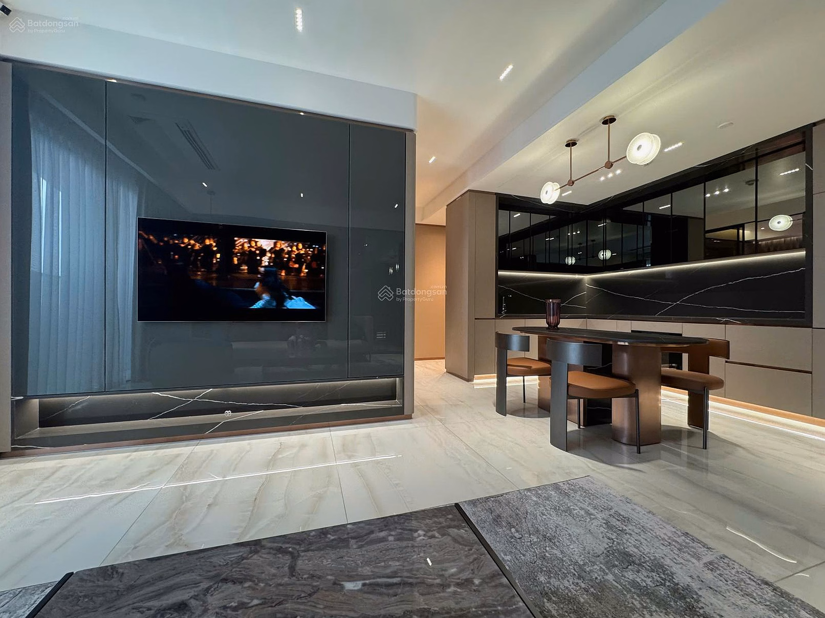 The Opera - For Rent - 2BR - 75 Million - Fully Furnished