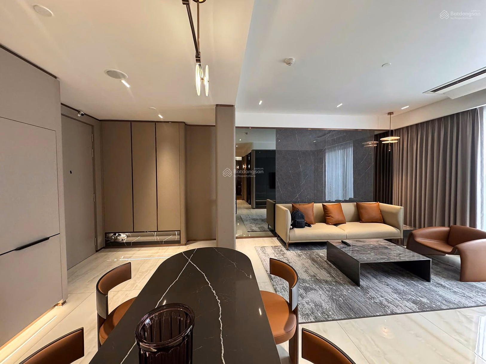The Opera - For Rent - 2BR - 75 Million - Fully Furnished