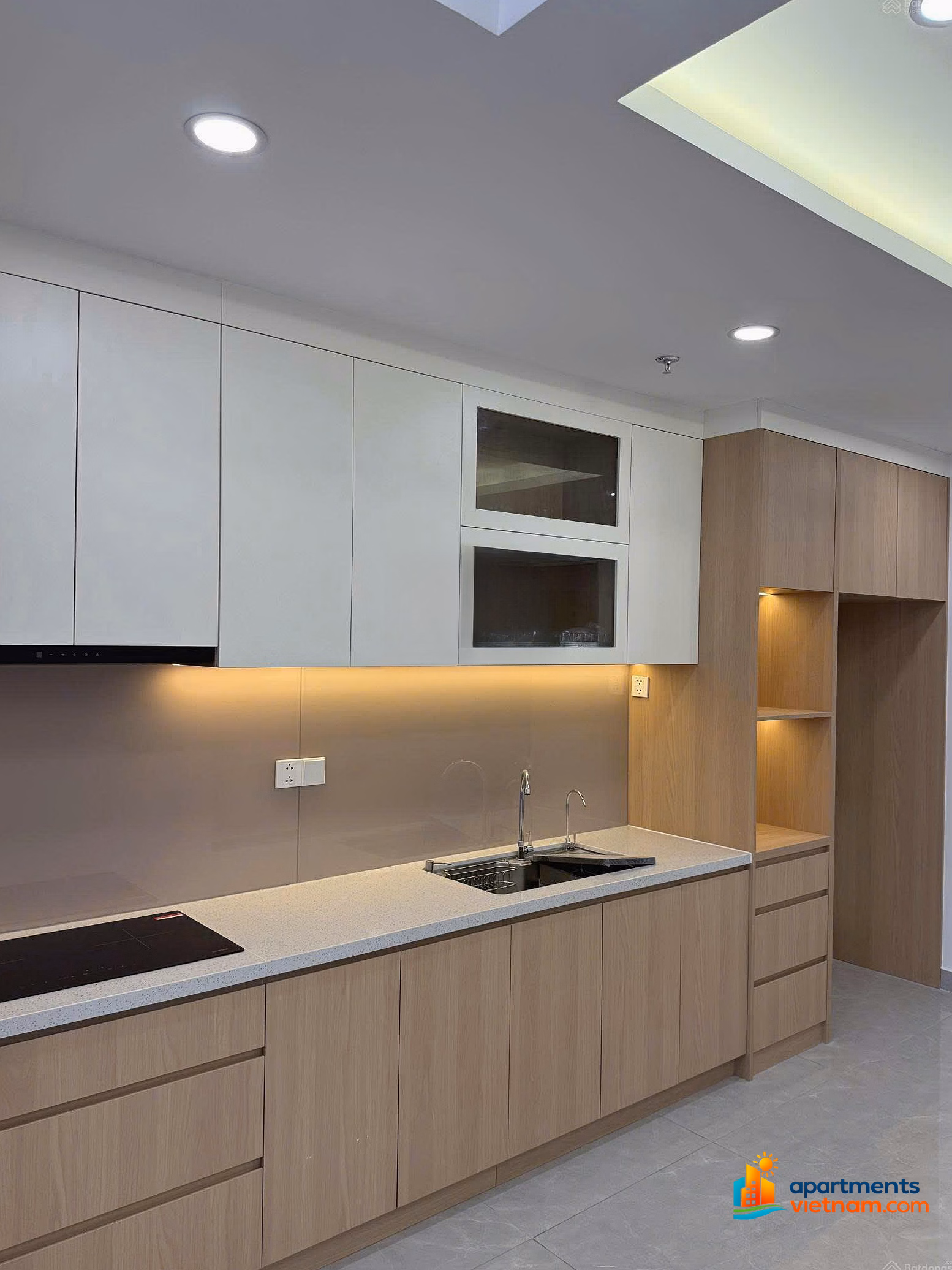 Receive deposits and rent luxury apartments at The Infinity Q7, good price, 100% new apartment handed over