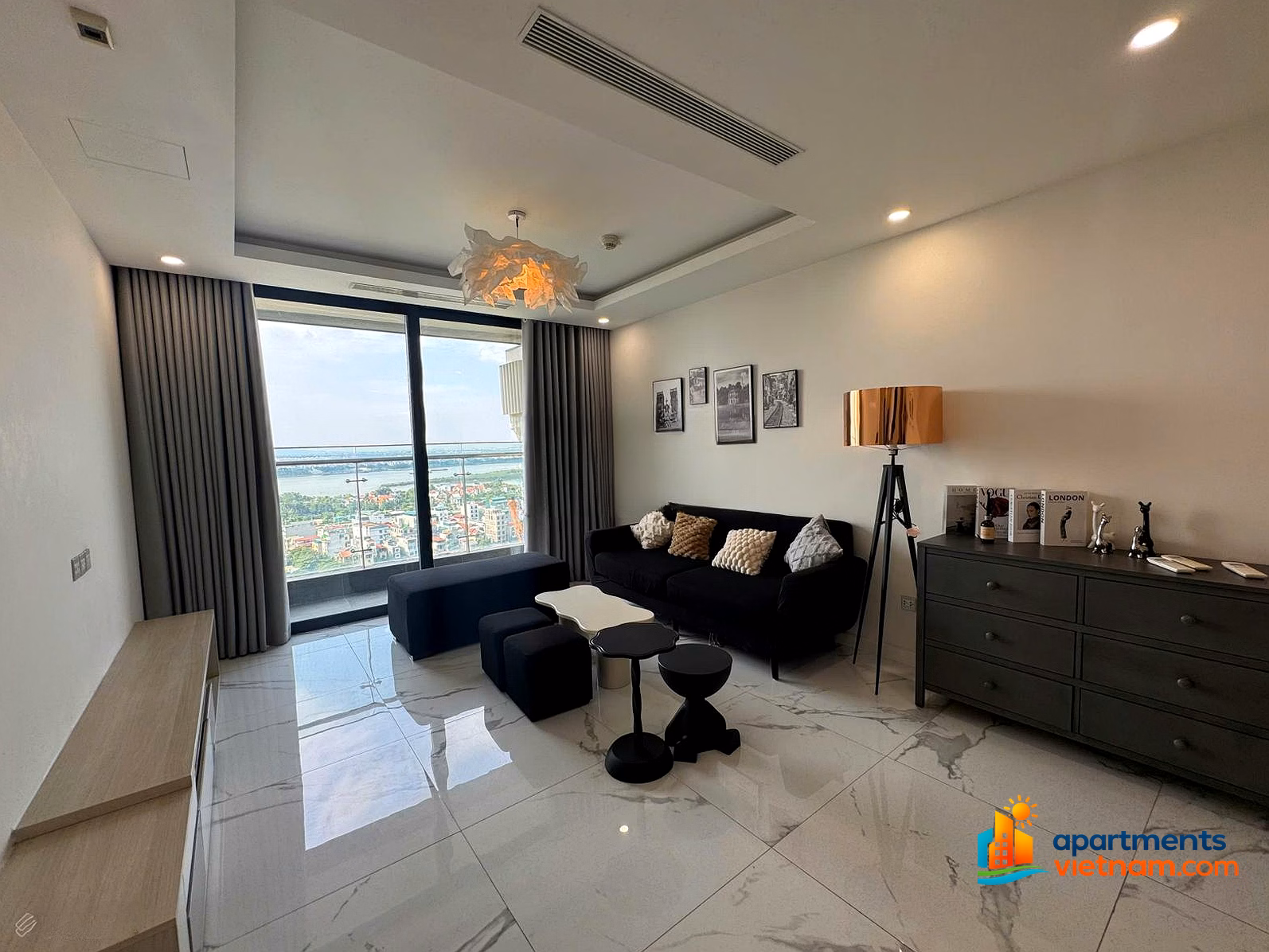 Come into the 2 bedroom, 2 bathroom 80m² apartment for only 18 million/month