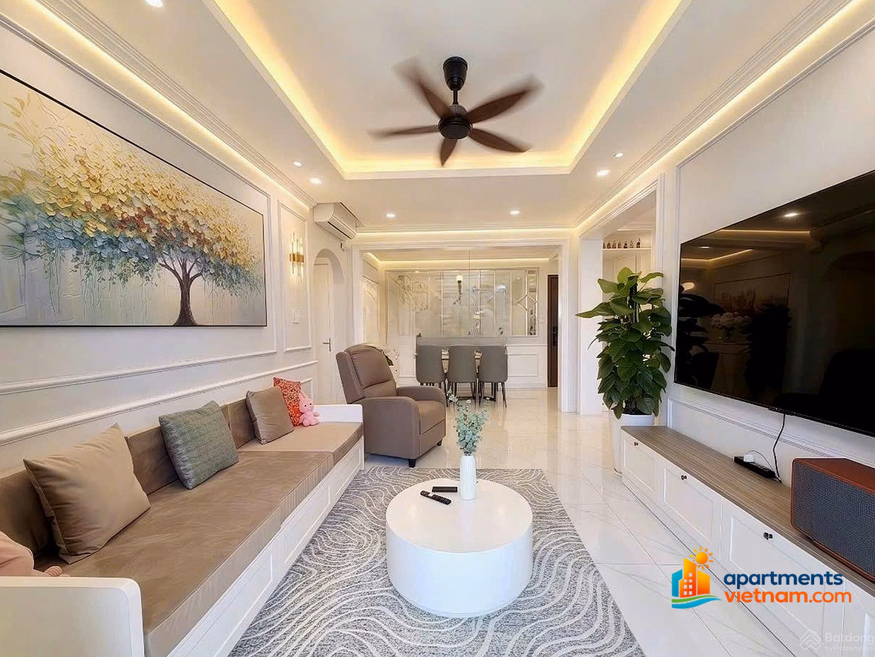Need to quickly rent Sunrise City apartment District 7. Hottest price currently