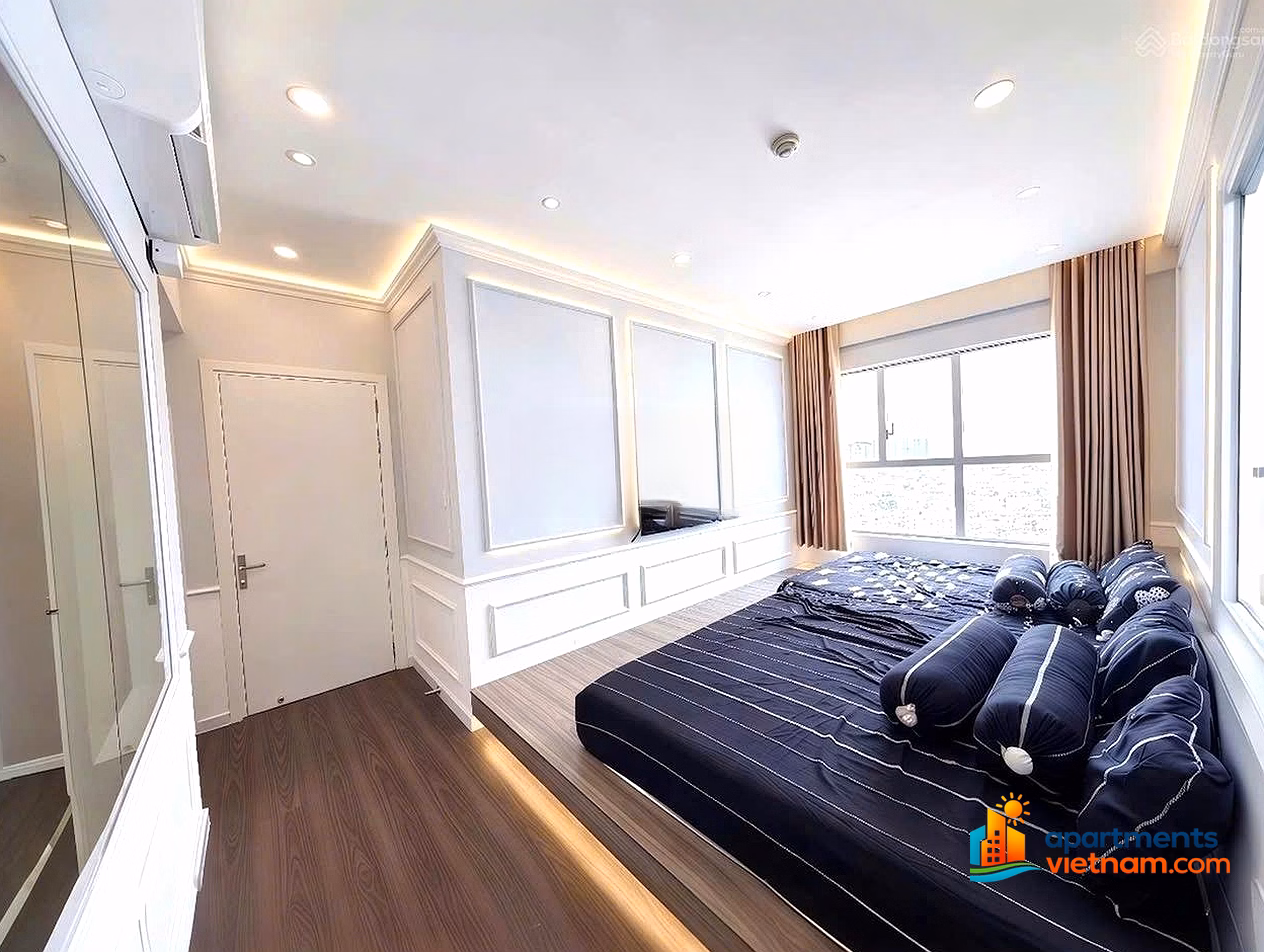 Need to quickly rent Sunrise City apartment District 7. Hottest price currently