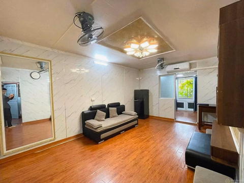 Apartment for sale in Collective A10 Nghia Tan, 45m2 beautiful house with 2 bedrooms, with closed view of the playground 3ty350.