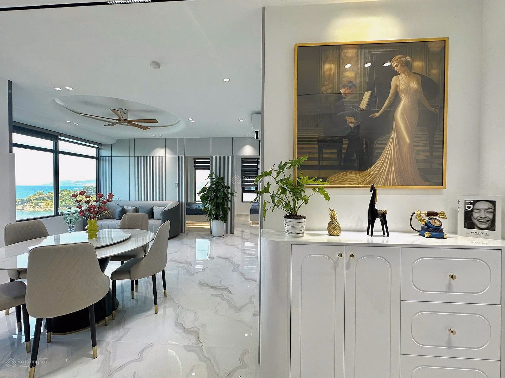 OWNERS FOR SALE BEACH CORNER APARTMENT OC1B BUILDING MUONG THANH VIEN TRIEU Unit code: 902, area 66m²
