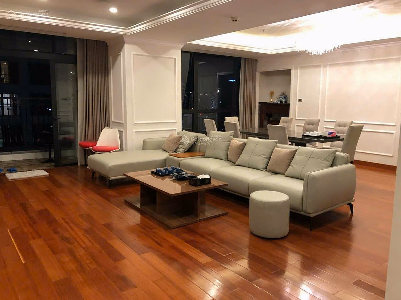 Management Board synthesizes Royal City apartment fund 2 bedrooms - 3 bedrooms - 4 bedrooms duplex, penthouse priced from only 16 million/month