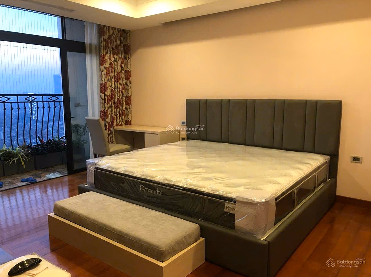 Management Board synthesizes Royal City apartment fund 2 bedrooms - 3 bedrooms - 4 bedrooms duplex, penthouse priced from only 16 million/month