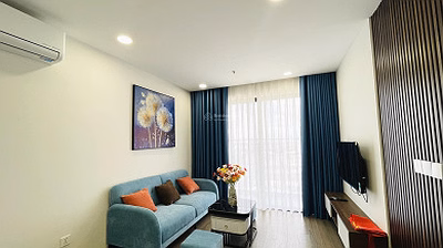 2-bedroom apartment for rent, fully furnished with high-class furniture at FPT Plaza3