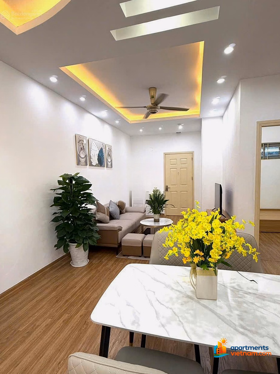 I am the owner of a new workplace - Need to urgently transfer 2-bedroom apartment HH1 Linh Dam - 66m - Price 2.8x billion