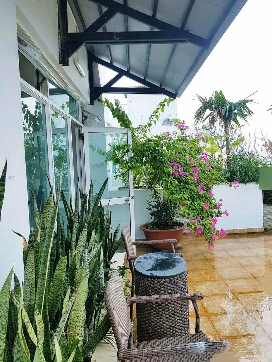 Penthouse for rent with 5 bedrooms, 5 bathrooms, 360m2 in New Saigon - Hoang Anh Gia Lai 3
