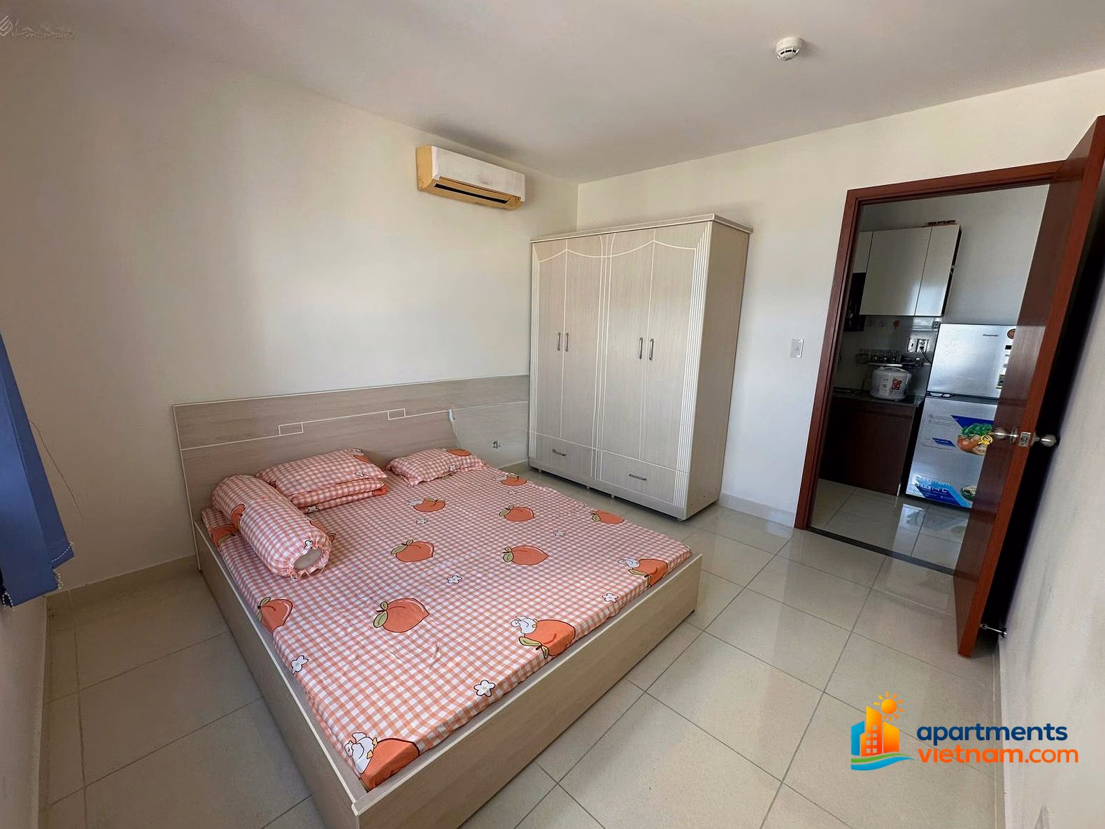 Need money to sell VCN Phuoc Long Social Housing apartment for only 2.7 billion, has red book, ready lease contract
