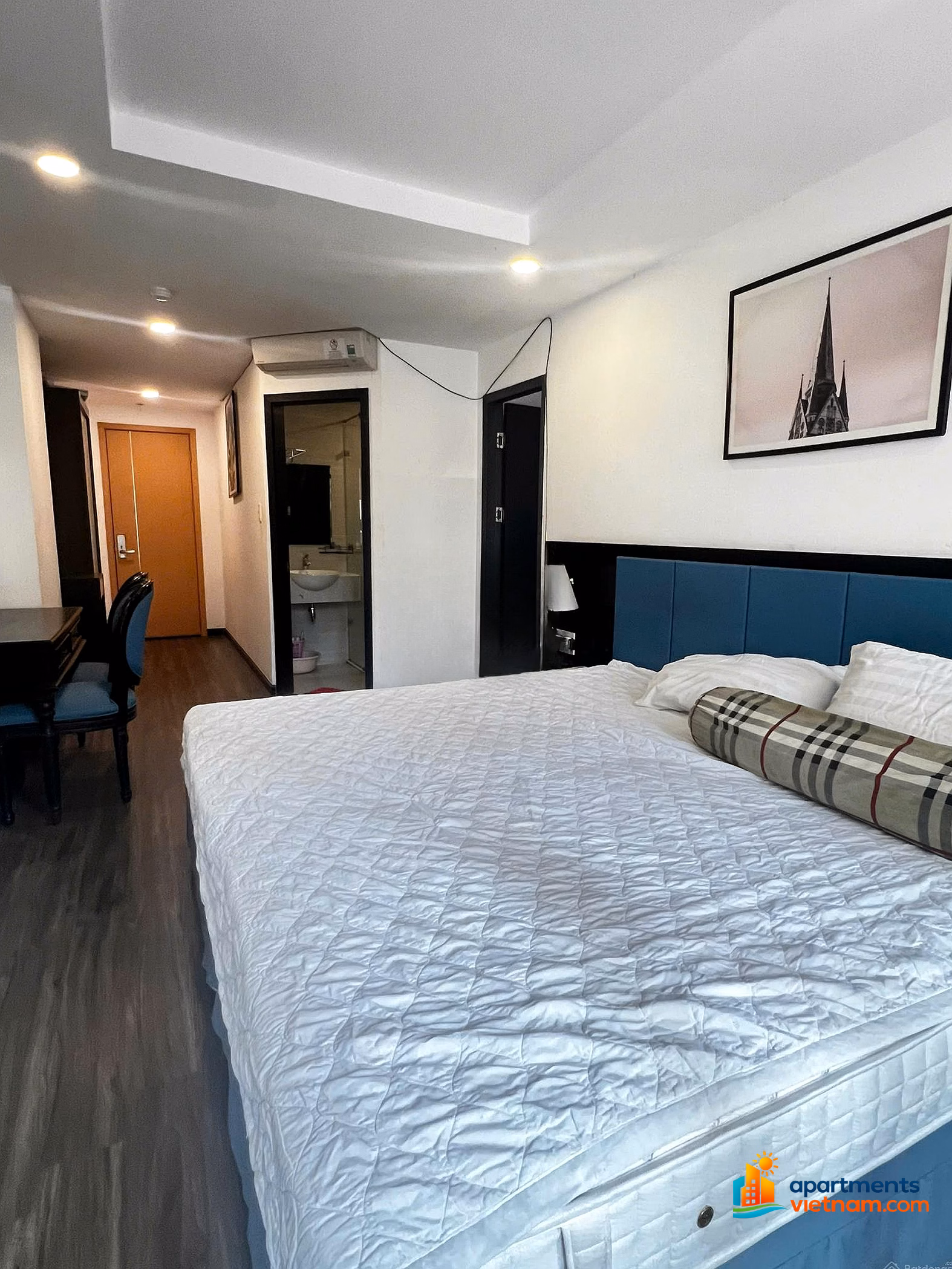 Only 2.7 billion owns a 2-bedroom apartment of more than 57m2 in OC2A building Muong Thanh Vien Trieu, close to Hon Chong beach