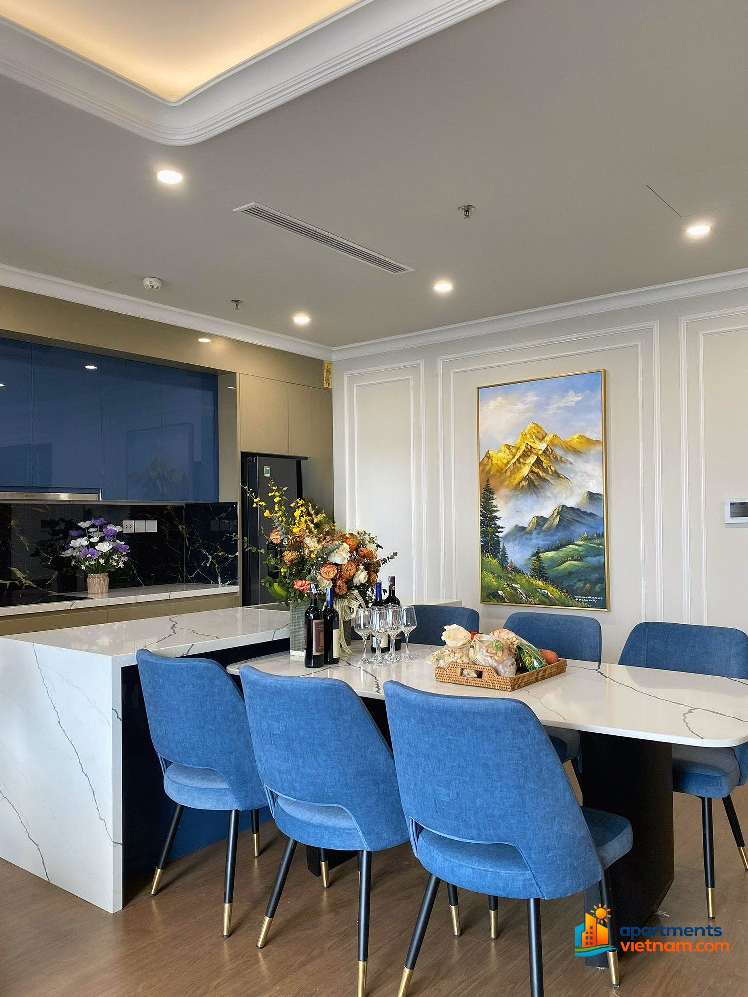 Transfer 3-Bedroom Corner Unit on Floor 25 with Park View – Fully Furnished with Electronics & Air Conditioning