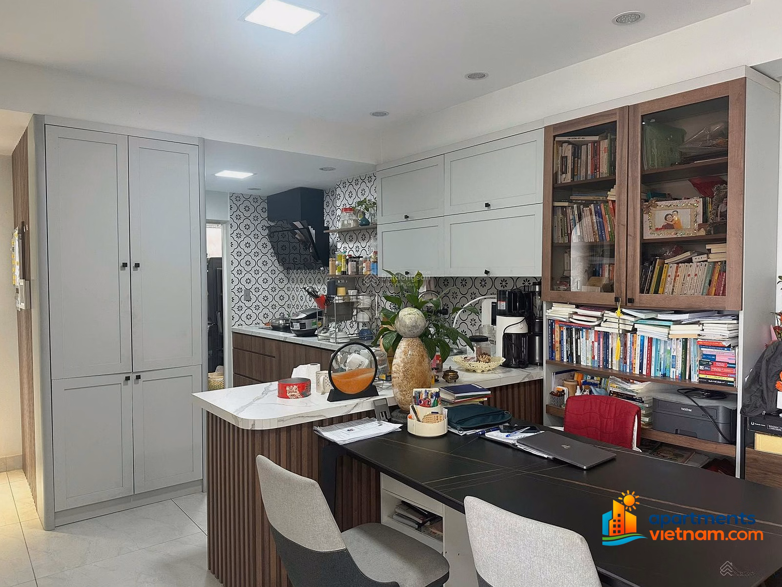 Super good - Grand View Apartment, Phu My Hung. Beautiful house, clear view. Contact now 0912 264 ***