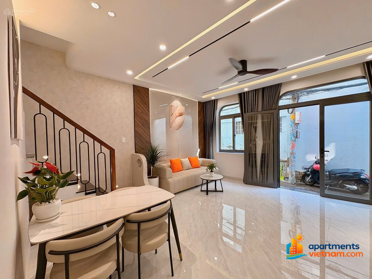 Super product of modern townhouse in alley 1206 Huynh Tan Phat - Next to PMH