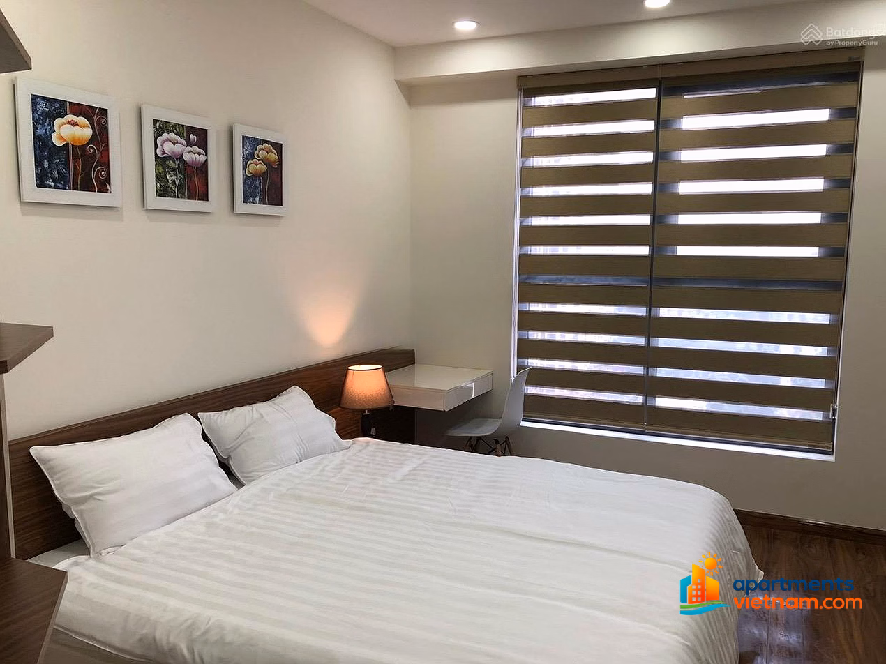 Vinata Tower apartment for rent on the middle floor. LHCC: 0342 536 ***