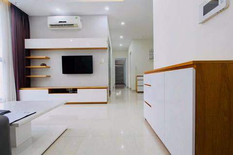 Need to quickly rent Star Hill apartment, PMH, District 7, beautiful, cheap, full house. Contact: 0918 785 ***