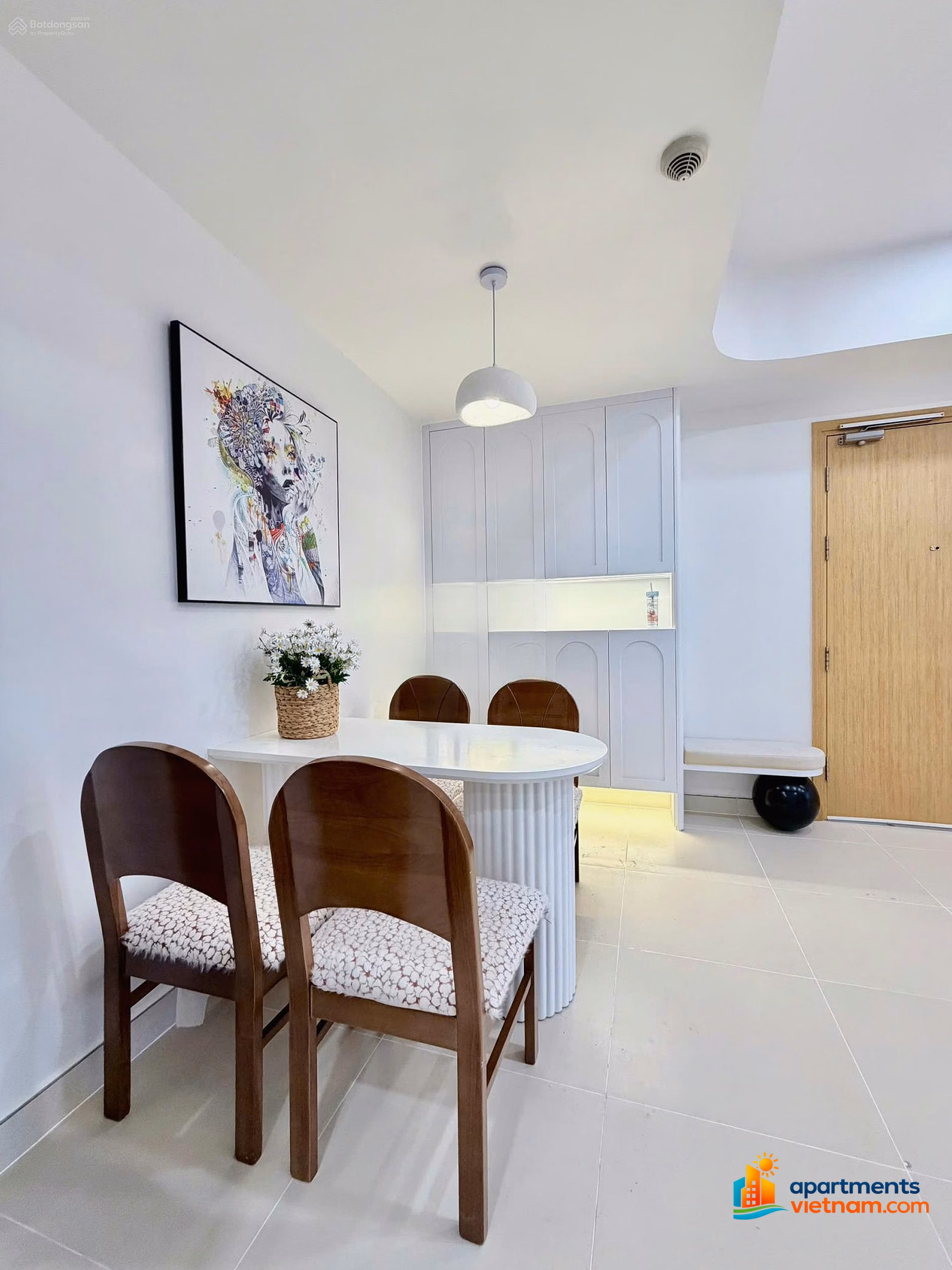 Selling 2 bedroom apartment in T5 tower - Masteri Thao Dien, 80% loan support*** Mr. Hoai