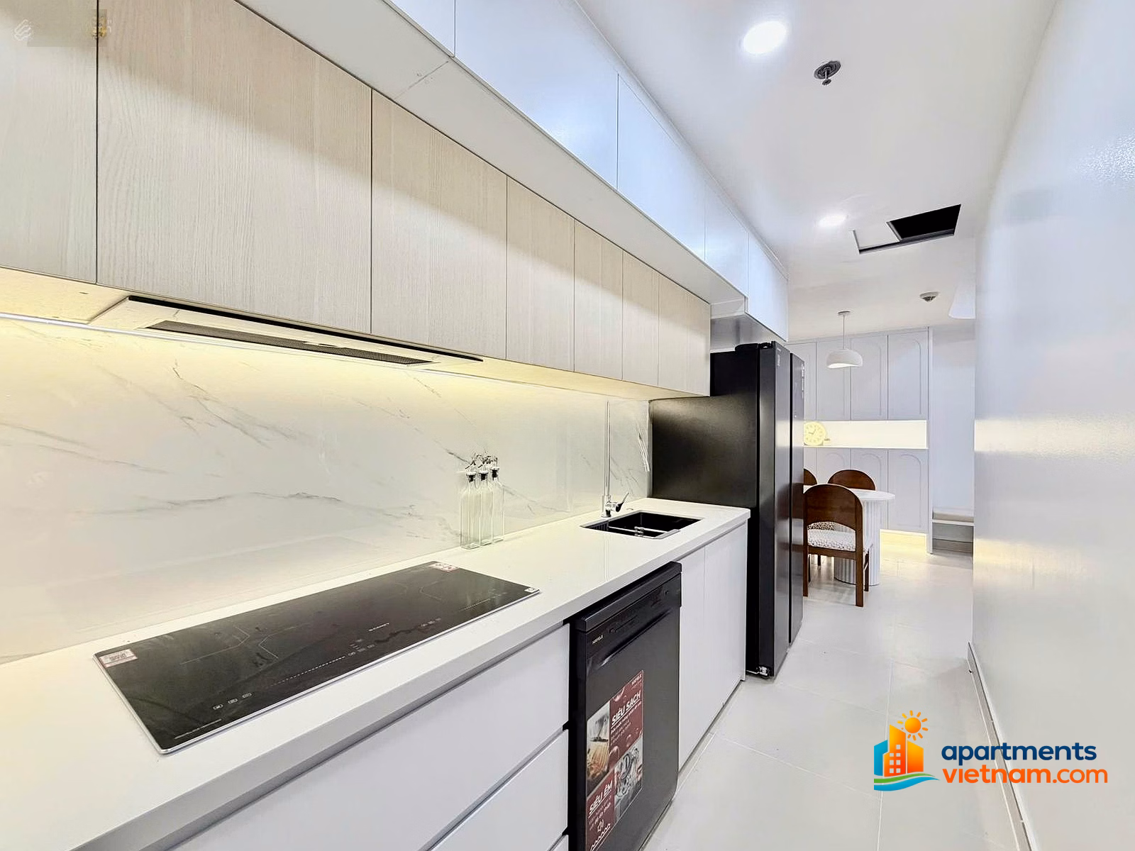 Selling 2 bedroom apartment in T5 tower - Masteri Thao Dien, 80% loan support*** Mr. Hoai