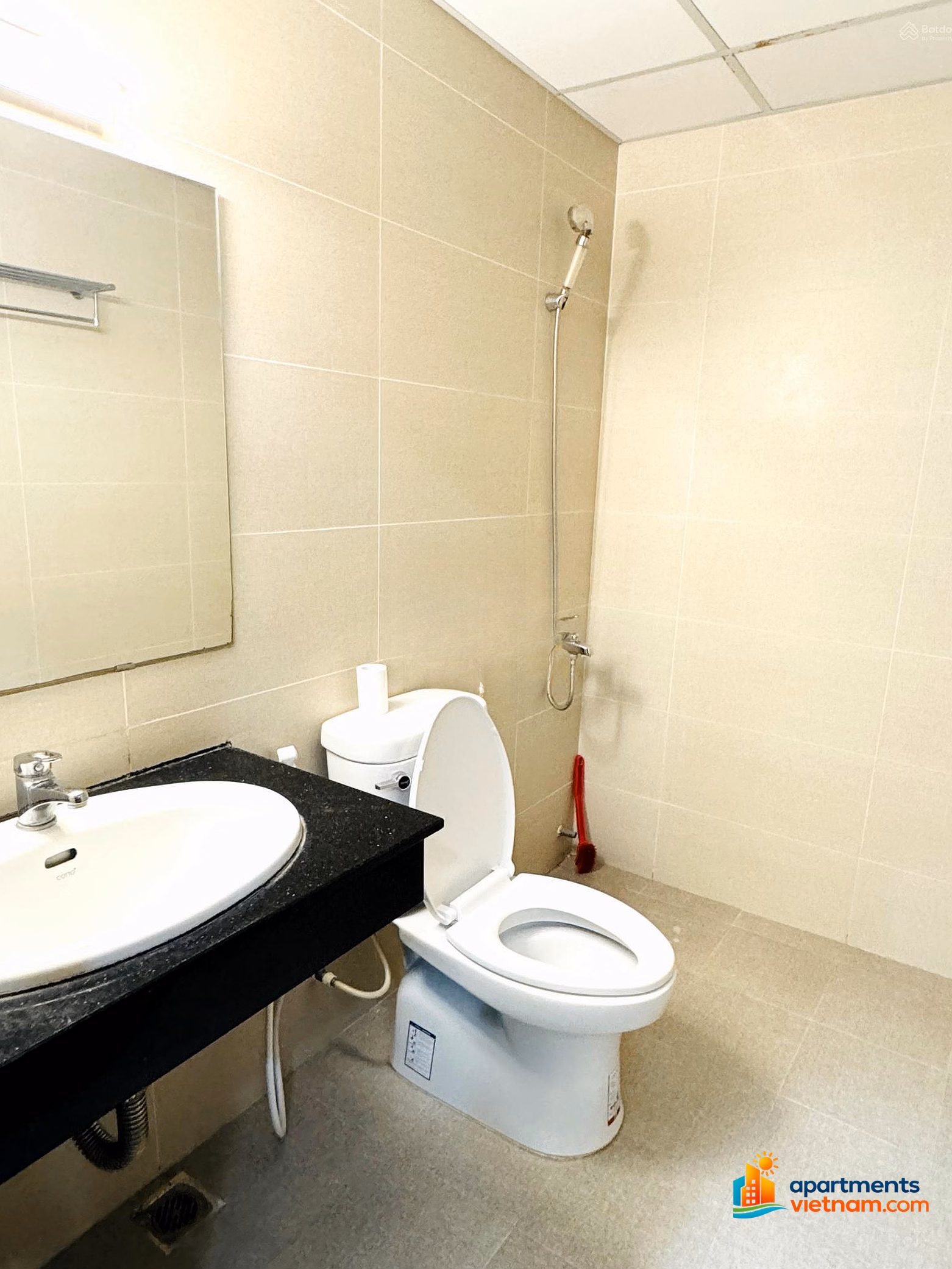 Apartment for rent at Central Field Trung Kinh, 2N2VS, 70m2, full furniture, price only 14 million***