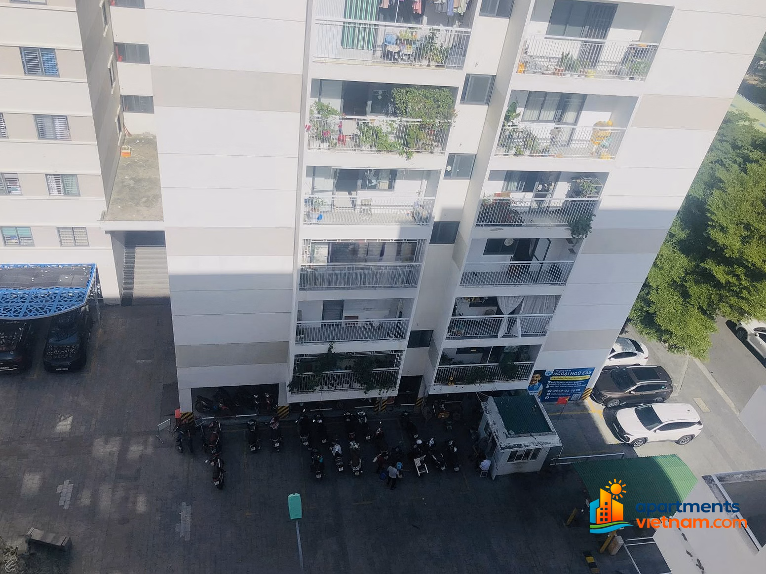 Selling fully furnished 2-bedroom apartment in CT2B HUD Phuoc Long, South Nha Trang. Cheap price